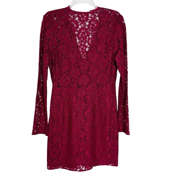 Wayf Say It Out Loud Lace Mini Dress Garnet Red Size M NWT - Picture 5 of 12